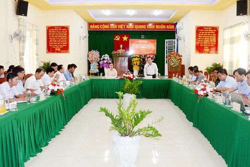 Bí thư Huyện ủy và Chủ tịch UBND huyện An Phú làm việc với 2 xã Khánh An, Khánh Bình và thị trấn Long Bình về phát triển kinh tế - xã hội