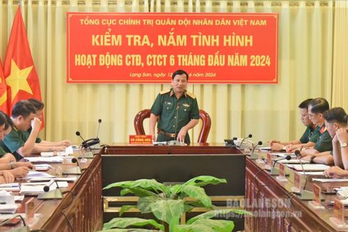Đoàn công tác Tổng Cục chính trị Quân đội Nhân dân Việt Nam kiểm tra công tác đảng, công tác chính trị tại Bộ Chỉ huy Quân sự tỉnh