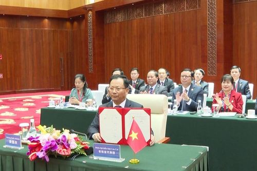 Phiên họp lần thứ 10 Nhóm công tác liên hợp 4 tỉnh của Việt Nam và tỉnh Vân Nam (Trung Quốc)