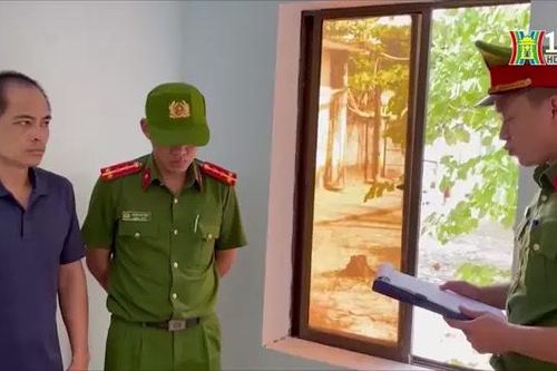 Lập công ty 'ma' nhập lậu hàng hóa về Việt Nam