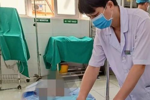 Phẫu thuật nội soi cho bệnh nhân cùng lúc mắc 2 thể ung thư ở dạ dày