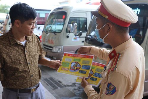 Minh bạch để thật sự nhân văn
