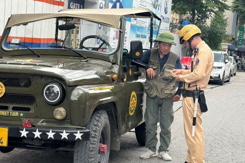 Xử lý nghiêm xe u-oát chở khách trên địa bàn Thủ đô