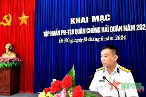 Quân chủng Hải quân: Bồi dưỡng kiến thức mới về pháo binh - tên lửa bờ