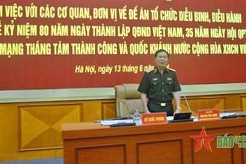 Tuyển chọn lực lượng, tổ chức các khối sẵn sàng tham gia huấn luyện diễu binh, diễu hành