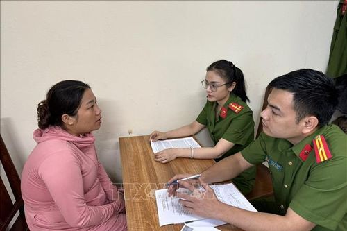 Bắt quả tang đối tượng đang giao dịch, bán trẻ sơ sinh