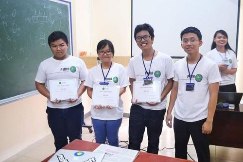 Tiến sĩ trẻ muốn trở về Việt Nam để hỗ trợ cho các bạn trẻ đam mê Toán học
