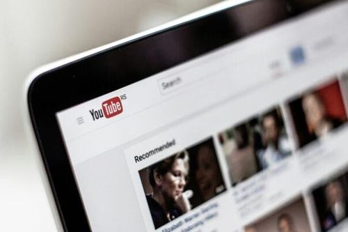 YouTube và các mạng xã hội đang ngày càng 'né tránh' tin tức báo chí