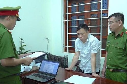 Bắt một phó chủ tịch huyện vì sai phạm ở 'thủ phủ' khoáng sản