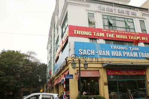 Hủy đấu giá cổ phần doanh nghiệp quản lý nhiều đất vàng