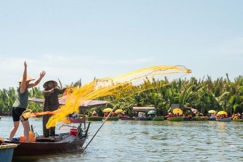Khám phá 'Miền Tây giữa lòng phố Hội'