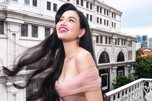 'Bố mẹ phải bán đàn lợn để tôi có tiền theo đuổi opera'