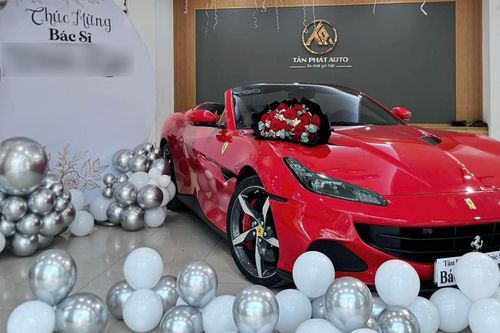 Đại gia ngành y tế chi 10 tỷ tậu siêu xe Ferrari Portofino M hàng hiếm