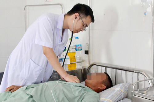 Cảnh báo nhiều người phải đi cấp cứu vì biến chứng nguy hiểm do nắng nóng