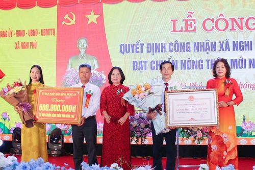 Xã Nghi Phú (TP. Vinh) công bố Quyết định công nhận đạt chuẩn nông thôn mới nâng cao