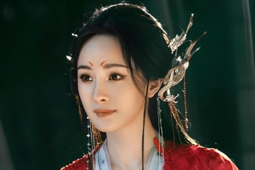 Điều gì khiến Dương Mịch không có phim 'đại bạo' trong suốt 7 năm qua