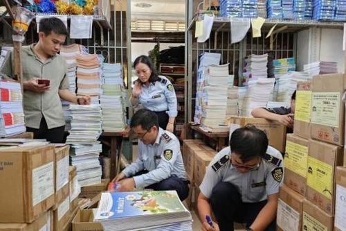 Tây Ninh: Thu giữ hơn 5.500 quyển sách giáo khoa nghi giả mạo tại nhà sách Kiều Trâm