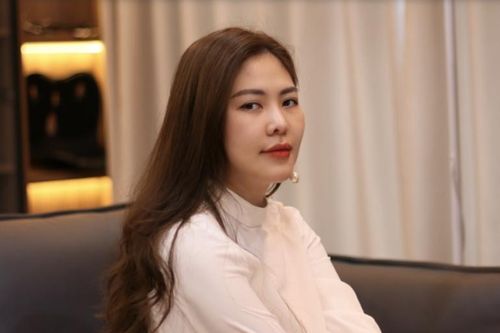 Phương Sena bị tố 'nổ' công dụng sản phẩm quá đà trong livestream trên Tiktok