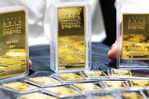 Cơn sốt vàng bao trùm châu Á dù giá gần mức cao kỷ lục