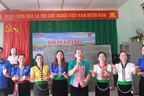 Đảng viên người Thái đi đầu trong công tác dân vận ở cơ sở