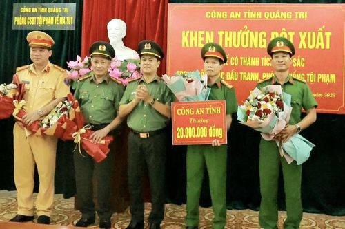Công an Quảng Trị khen thưởng vụ phá sới bạc gần 1 tỷ đồng