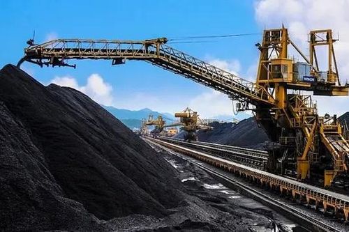 Hủy niêm yết chứng khoán với hai doanh nghiệp cơ cấu lại