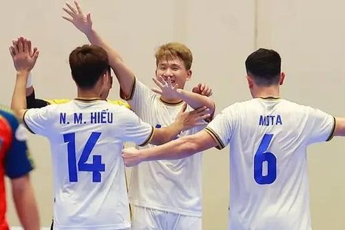 Thái Sơn Bắc tạo cơn mưa bàn thắng