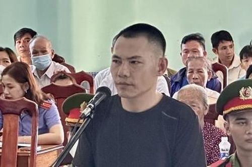 Lĩnh án 13 năm 6 tháng tù vì cầm rựa kề cổ chủ cây xăng cướp tài sản