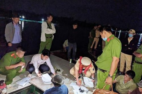 Truy quét 'cát tặc' vùng Đồng bằng sông Cửu Long