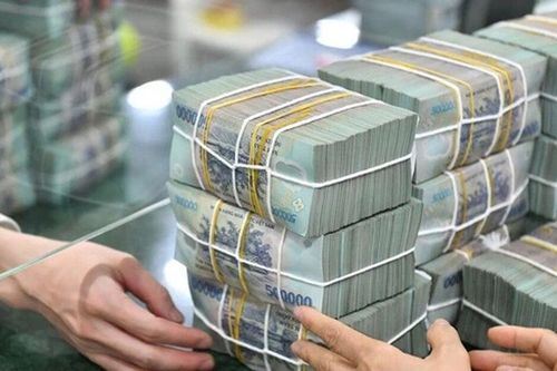 Bố tôi muốn chia tiền bán nhà cho cô giúp việc bằng phần các con
