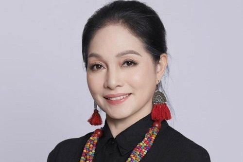 'Phù thủy' đào tạo nhiều ngôi sao ca nhạc nhất Việt Nam ngồi ghế nóng