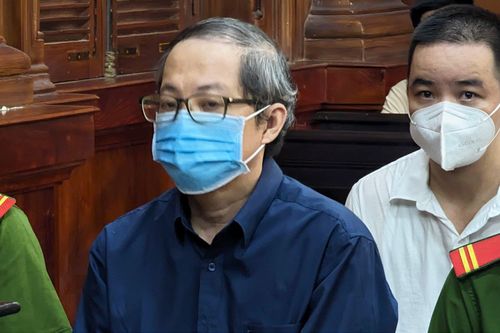 Cựu Giám đốc Bệnh viện TP Thủ Đức bị đề nghị 12 - 13 năm tù