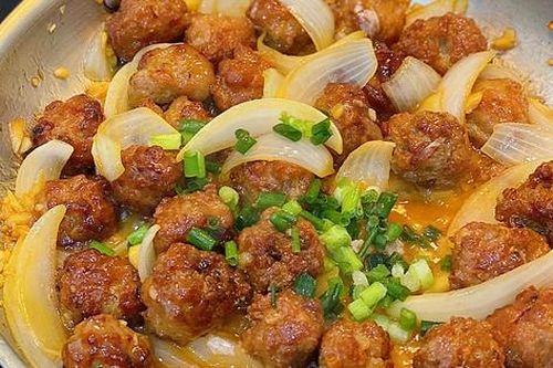 Làm thịt bằm theo kiểu mới này, cơm nấu bao nhiêu cũng vẫn là thiếu