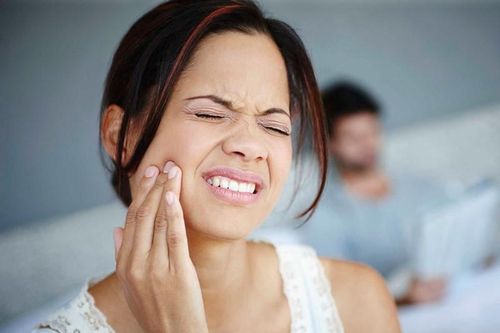Cách giảm đau răng hiệu quả tại nhà