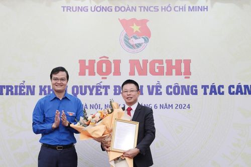 Trung ương Đoàn bổ nhiệm nhà báo Phùng Công Sưởng làm Tổng Biên tập Báo Tiền Phong
