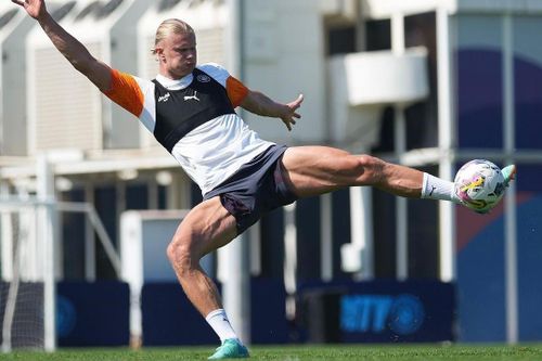 Erling Haaland làm gì khi lỡ hẹn Euro 2024