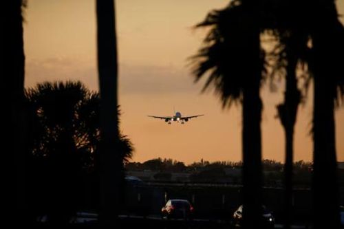 Mỹ, EU siết chặt chứng nhận vận hành máy bay sau tai nạn Boeing 737 MAX