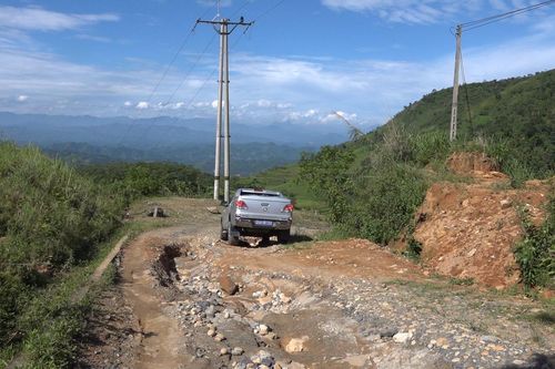 Lào Cai: Khắc phục tuyến đường giao thông lên các thôn vùng cao sau mưa lũ