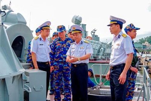 Sáng tạo, vượt khó, kiên cường bám biển