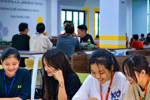 Đại học Quốc gia TPHCM đào tạo liên ngành chương trình Kinh doanh thương mại Hàn Quốc
