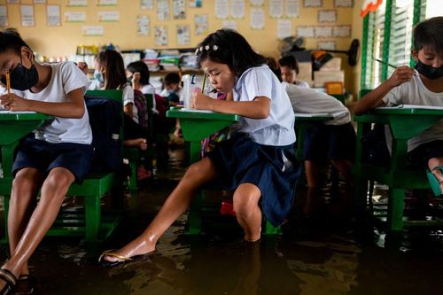 Trường học Philippines lo vào mùa bão