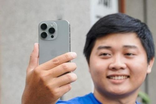 Điều khiển iPhone bằng mắt trên iOS 18 siêu thú vị mà bạn nên thử