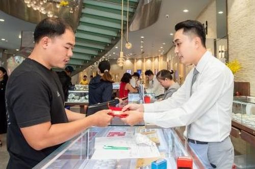 Ngân hàng Nhà nước yêu cầu báo cáo về các giao dịch vàng đáng ngờ