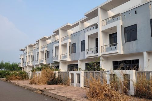 Phó Chủ tịch huyện Trảng Bom bị kỷ luật khi để 488 biệt thự 'xây lụi'