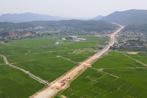 Hải Dương hứa hoàn thành đường dẫn cầu Đồng Việt đúng tiến độ