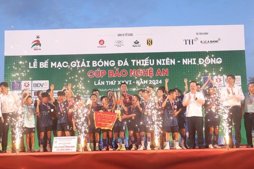 Một mùa giải đong đầy cảm xúc