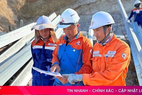 Đội xung kích Điện lực Hà Tĩnh góp sức đẩy nhanh tiến độ dự án đường dây 500kV ở Nghệ An