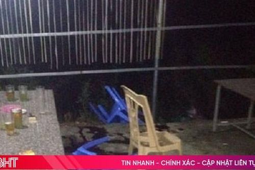 Chém bạn nhậu trọng thương, 1 đối tượng ở Đức Thọ bị khởi tố