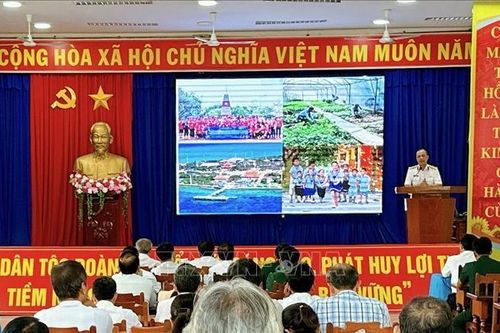Phối hợp tuyên truyền, nâng cao nhận thức về tầm quan trọng của biển, đảo