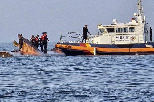 2 thủy thủ Trung Quốc bị bắt vì đâm chìm tàu cá Hàn Quốc